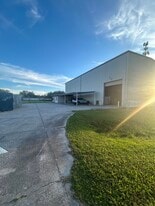 4712 Old Tampa Hwy, Kissimmee FL - Warehouse