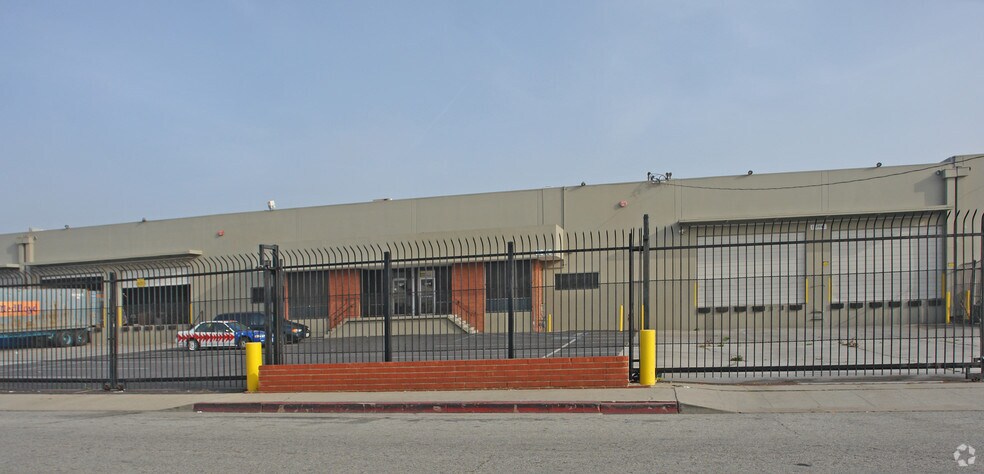 2015-2019 E 48th St, Vernon, CA à louer - Photo du bâtiment - Image 2 de 7