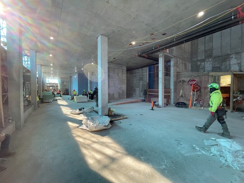 310 N 7th St, Brooklyn, NY for lease - Interior Photo - Image 2 of 6