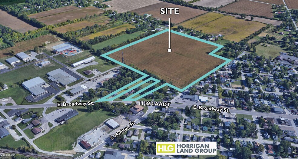 636 E Broadway St, Fortville, IN à vendre - Photo du bâtiment - Image 2 de 2