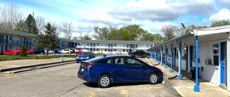 Plus de détails pour 2002 S Dort Hwy, Flint, MI - Services hôteliers à vendre