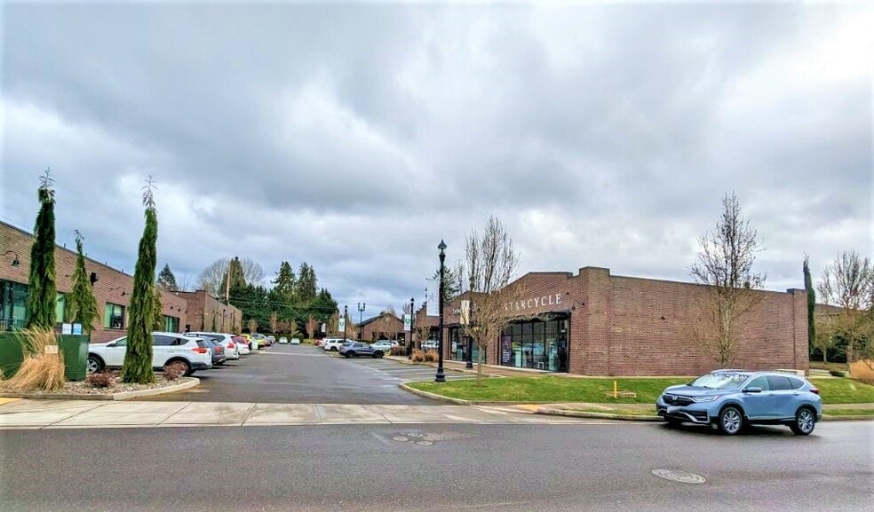 10706 NW Lakeshore Ave, Vancouver, WA à louer - Photo du bâtiment - Image 2 de 8