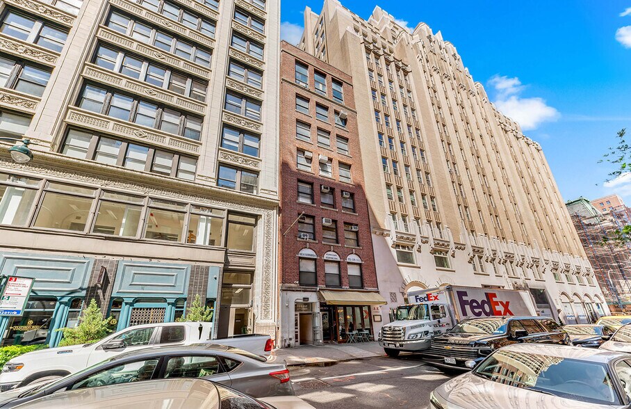 13 E 37th St, New York, NY à vendre - Photo du bâtiment - Image 1 de 8