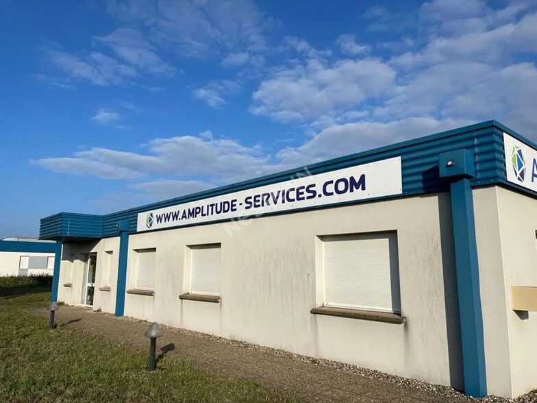 Industrial in Saint-Avold for sale - Building Photo - Image 2 of 19