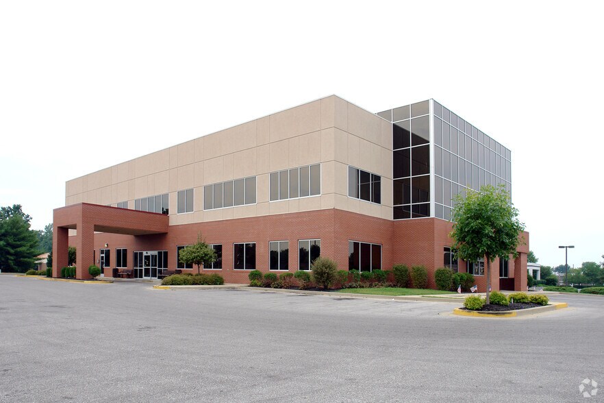 1312 Professional Blvd, Evansville, IN à vendre - Photo du bâtiment - Image 2 de 25