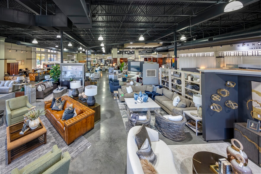 5205 W 135th St, Leawood, KS à vendre - Photo du bâtiment - Image 3 de 8