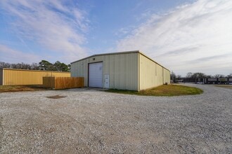 1116 Wagon Wheel Rd, Springdale, AR for lease Interior Photo- Image 2 of 4