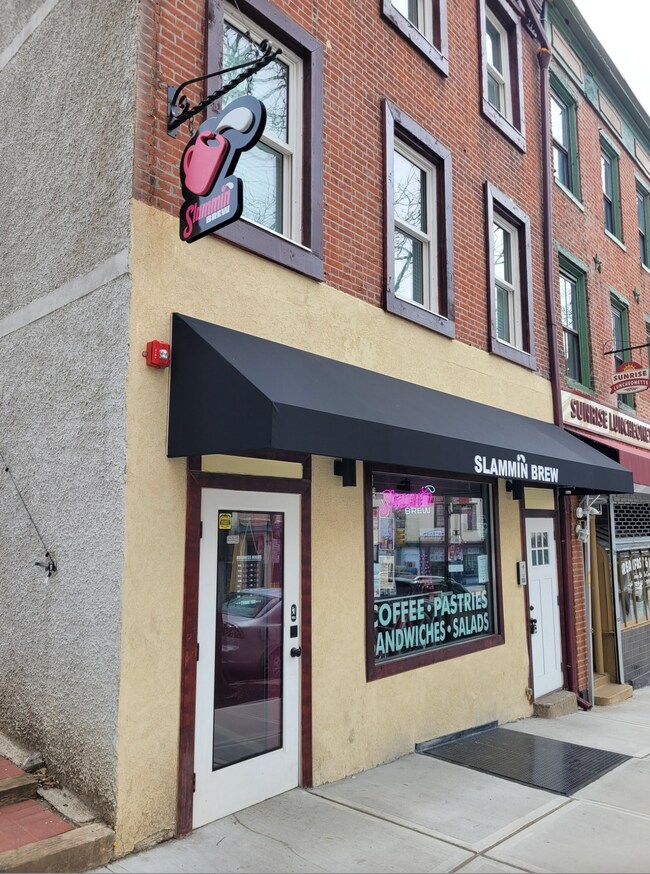 Plus de détails pour 24 S Warren St, Trenton, NJ - Commerce de détail à vendre