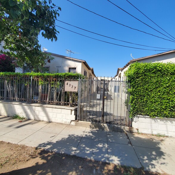 4327-4329 Burns Ave, Los Angeles, CA à vendre - Photo du bâtiment - Image 1 de 1