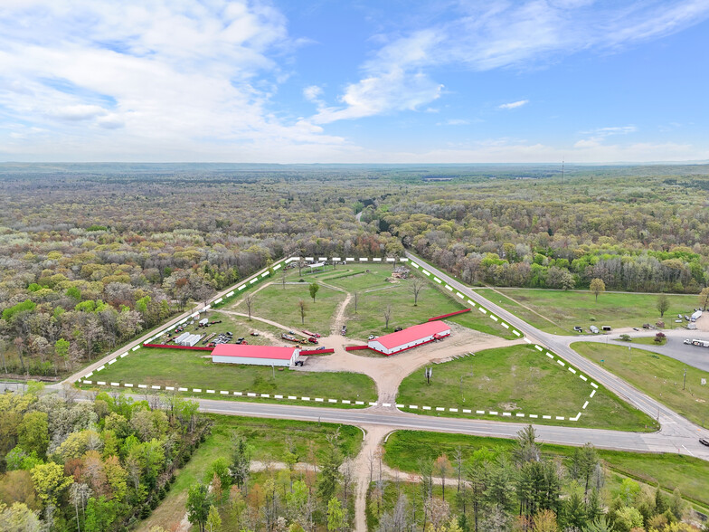 7892 M 37, Wellston, MI à vendre - Photo principale - Image 1 de 17