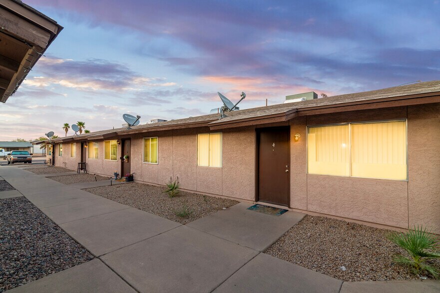 6325 E Avalon St, Mesa, AZ à vendre - Photo du bâtiment - Image 3 de 40