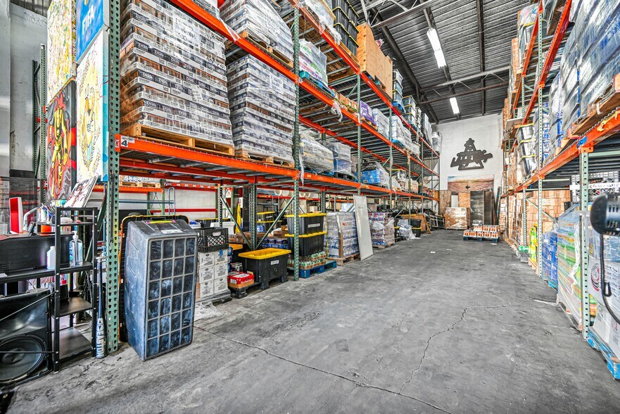 830 NW 22nd St, Miami, FL for sale - Building Photo - Image 3 of 7