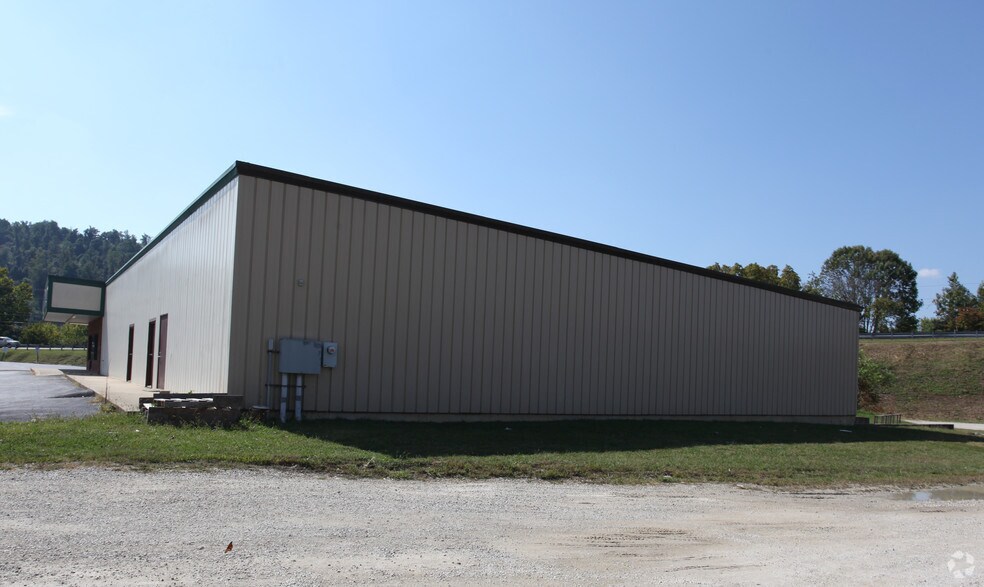 1619 Ashland Rd, Greenup, KY à vendre - Photo du bâtiment - Image 2 de 2