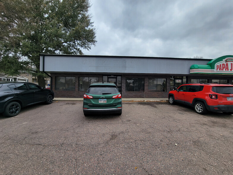 707-715 S Minnesota Ave, Sioux Falls, SD for lease - Building Photo - Image 3 of 3