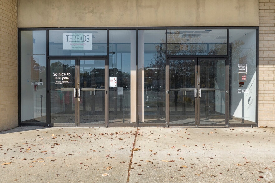 1400-1420 N Parham Rd, Richmond, VA for lease - Building Photo - Image 3 of 23