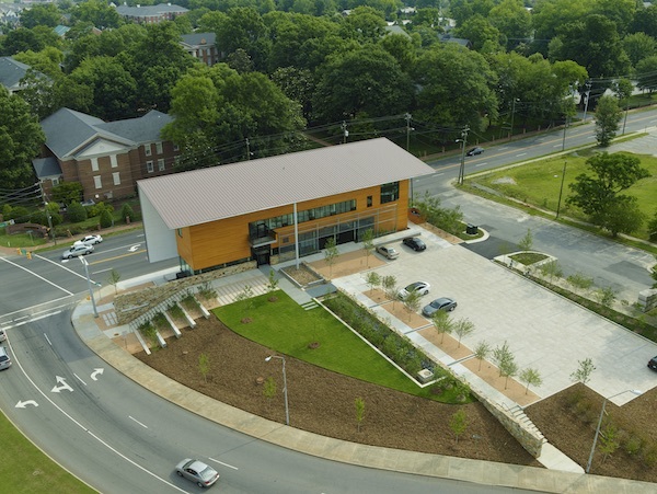 14 E Peace St, Raleigh, NC à louer - Photo du bâtiment - Image 2 de 3