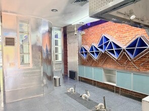 4014 83rd St, Elmhurst, NY for lease Interior Photo- Image 2 of 5