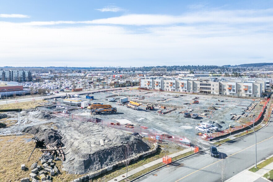 820 Seaborne Ave, Coquitlam, BC à louer - Photo du bâtiment - Image 2 de 2