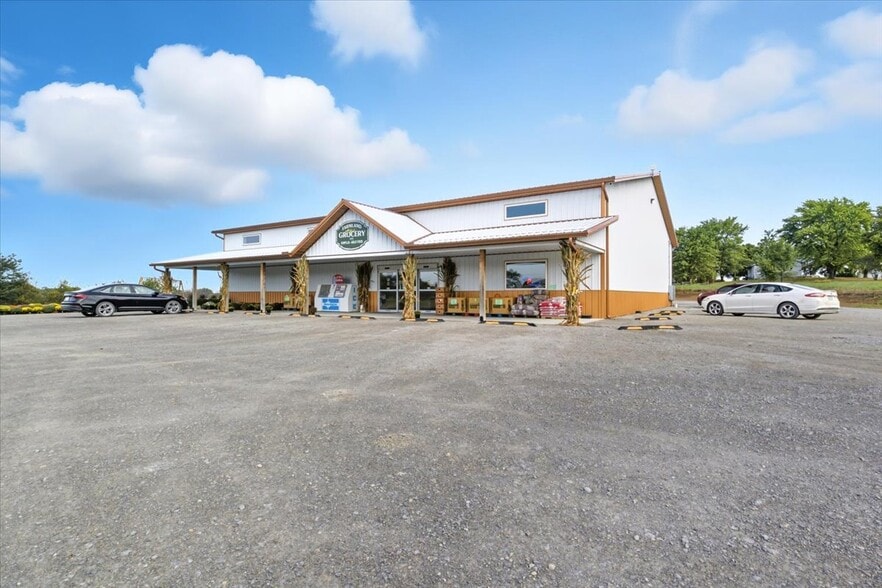 105 N Broadway St, Syracuse, MO for sale - Building Photo - Image 2 of 25