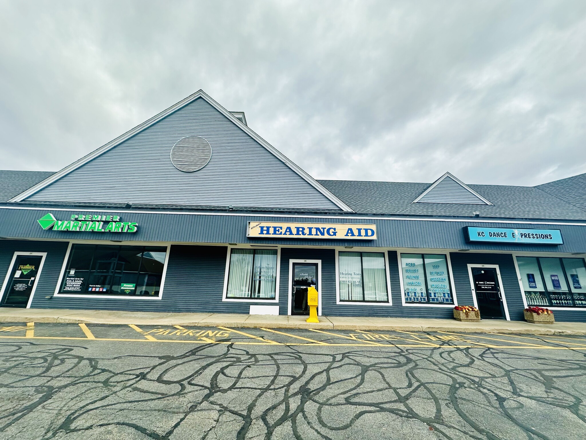 1470 Route 44, Raynham, MA à louer Photo du bâtiment- Image 1 de 5