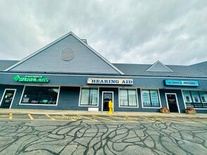 1470 Route 44, Raynham, MA à louer Photo du bâtiment- Image 1 de 5