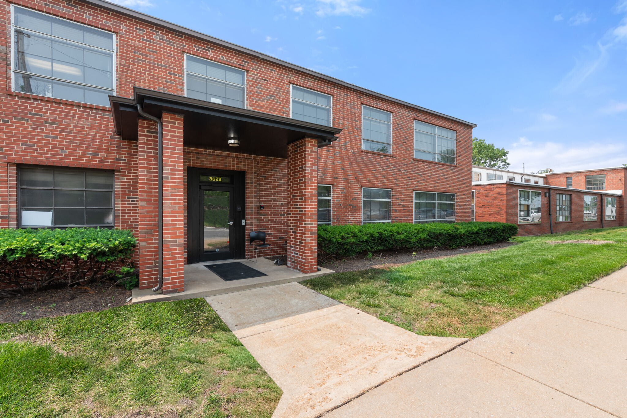 3622 Greenwood Blvd, Maplewood, MO à louer Photo du bâtiment- Image 1 de 7