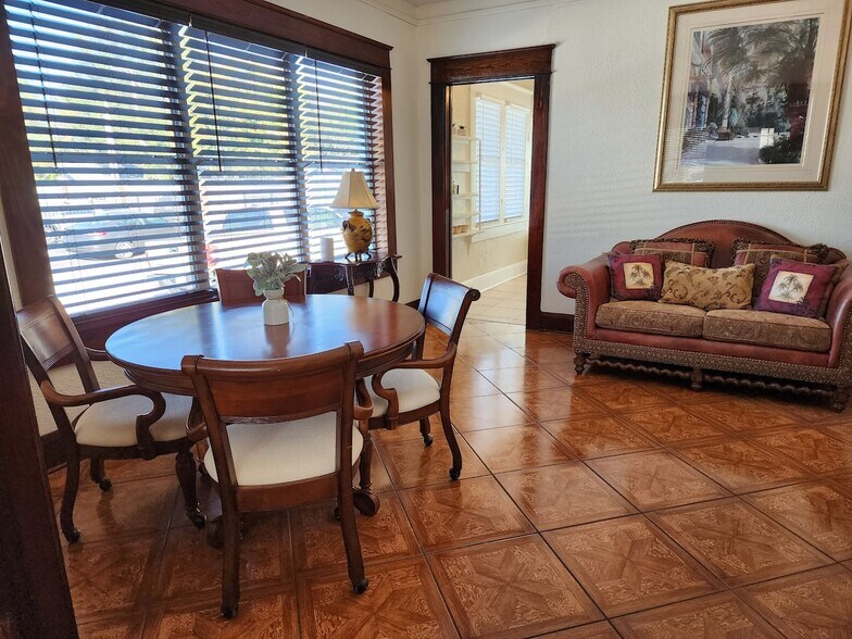 5409 N Florida Ave, Tampa, FL à louer - Photo du bâtiment - Image 3 de 28