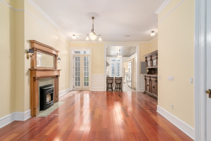 338 W 71st St, New York, NY for sale - Building Photo - Image 3 of 24