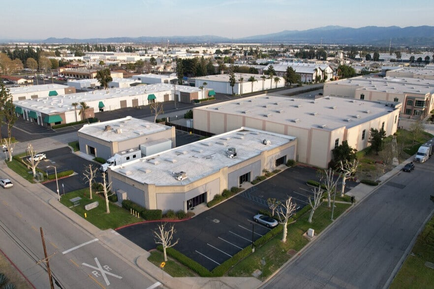 13415 5th St, Chino, CA for lease - Building Photo - Image 2 of 7