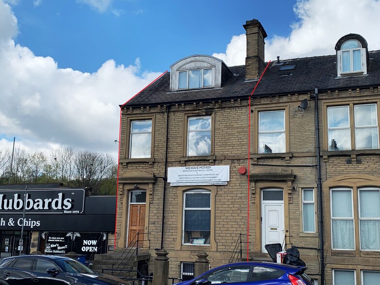 93 Bradford Rd, Huddersfield à vendre - Photo principale - Image 1 de 1