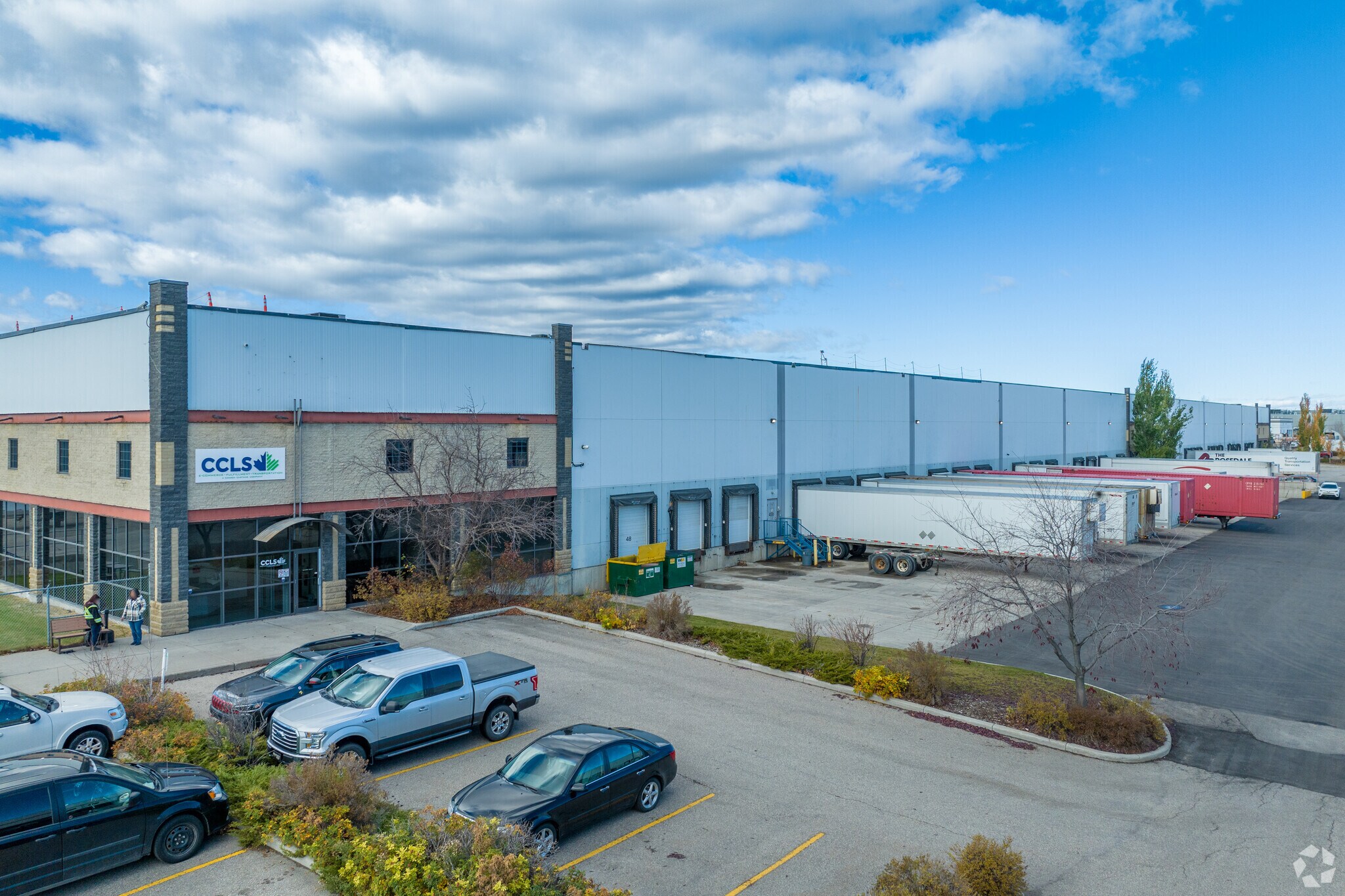 5353 72nd Ave SE, Calgary, AB for sale Primary Photo- Image 1 of 1