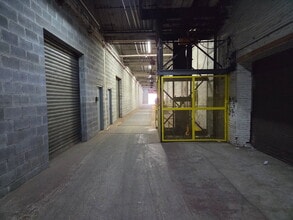 90 Dayton Ave, Passaic, NJ à louer Photo intérieure- Image 2 de 5