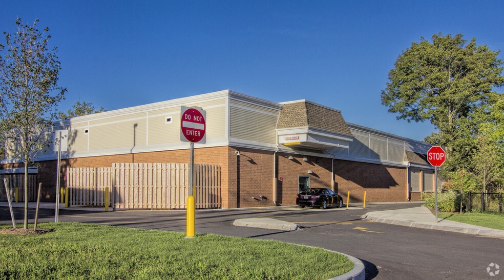 57 Winthrop St, Taunton, MA for lease - Building Photo - Image 3 of 3