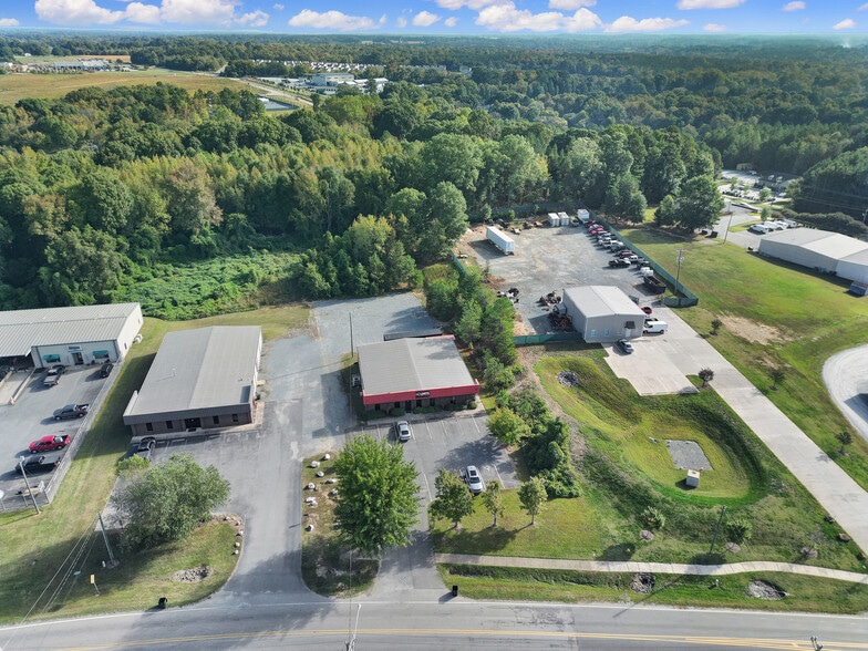 908 N Sutherland Ave, Monroe, NC for sale - Building Photo - Image 2 of 12