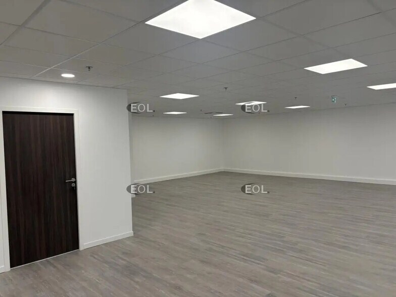 Industriel dans Goussainville à louer - Photo intérieure - Image 2 de 7