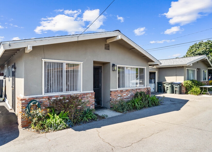 2383 Orange Ave, Costa Mesa, CA for sale - Building Photo - Image 3 of 8