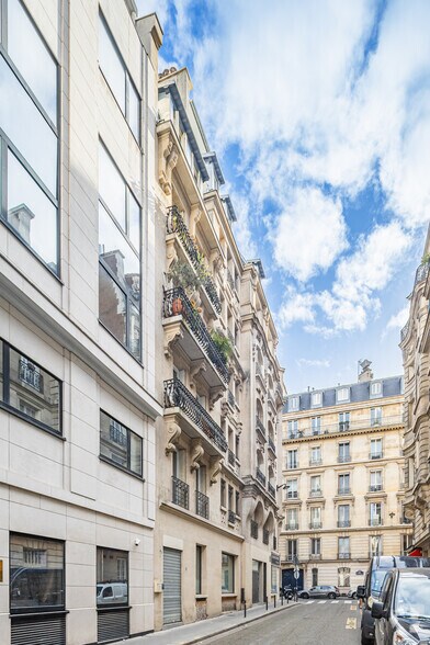 3 Rue De Chazelles, Paris à louer - Photo du bâtiment - Image 2 de 5