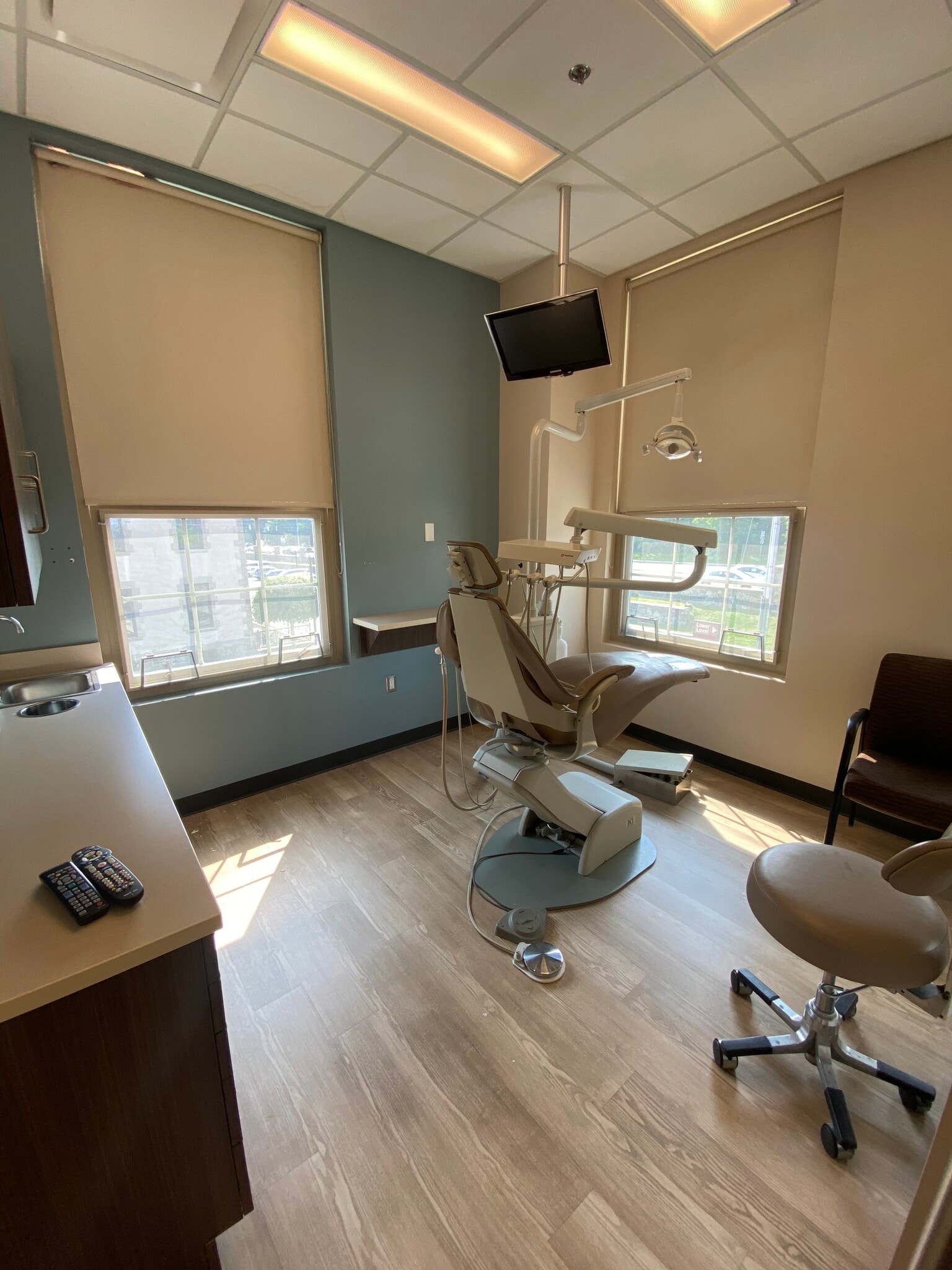 Sockanosset Cross Rd, Cranston, RI for lease Interior Photo- Image 1 of 5