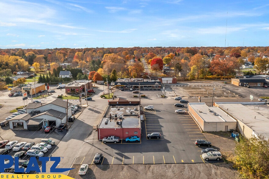 880 Youngstown Poland Rd, Struthers, OH for sale - Building Photo - Image 3 of 28