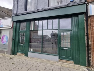 Plus de détails pour 181 London Rd N, Lowestoft - Commerce de détail à louer