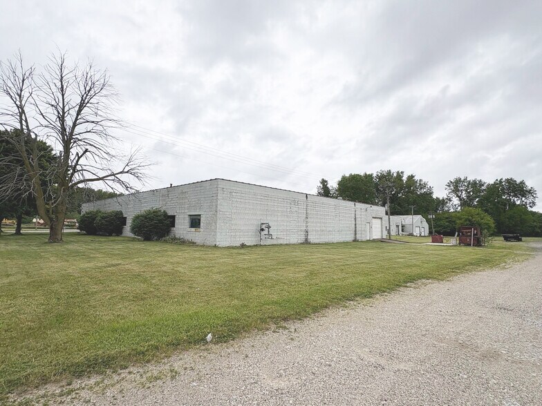 1729 W Dewey St, Bremen, IN à vendre - Photo du bâtiment - Image 1 de 7