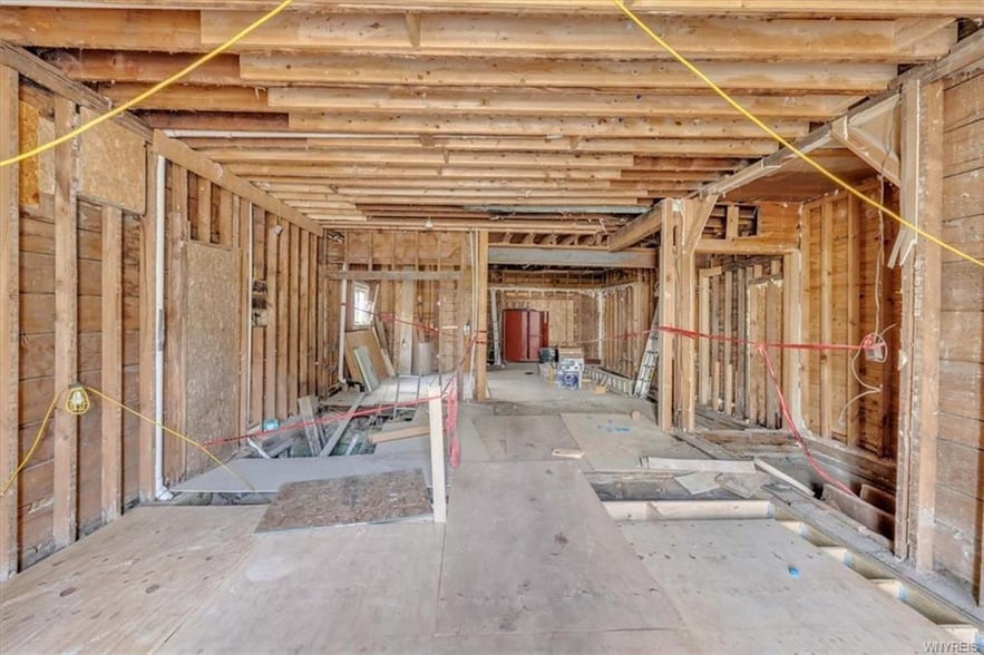 26 W Main St, Springville, NY à vendre - Photo du bâtiment - Image 3 de 15