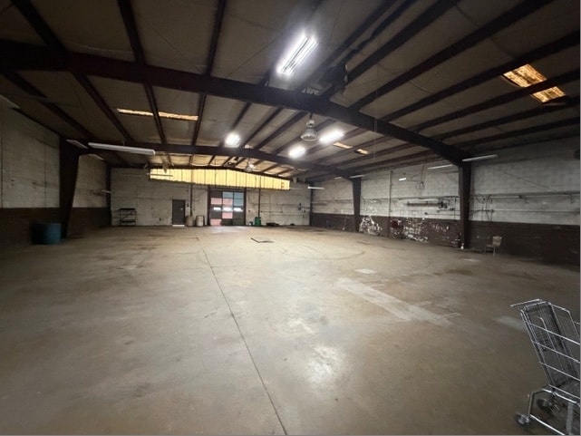 1007 N King St, Hampton, VA for lease - Interior Photo - Image 3 of 7