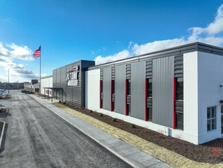 Plus de détails pour 12520 E 116th St, Fishers, IN - Commerce de détail à louer