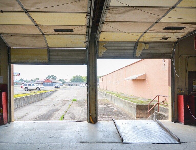 1421 Falls Blvd N, Wynne, AR à vendre - Photo intérieure - Image 2 de 9