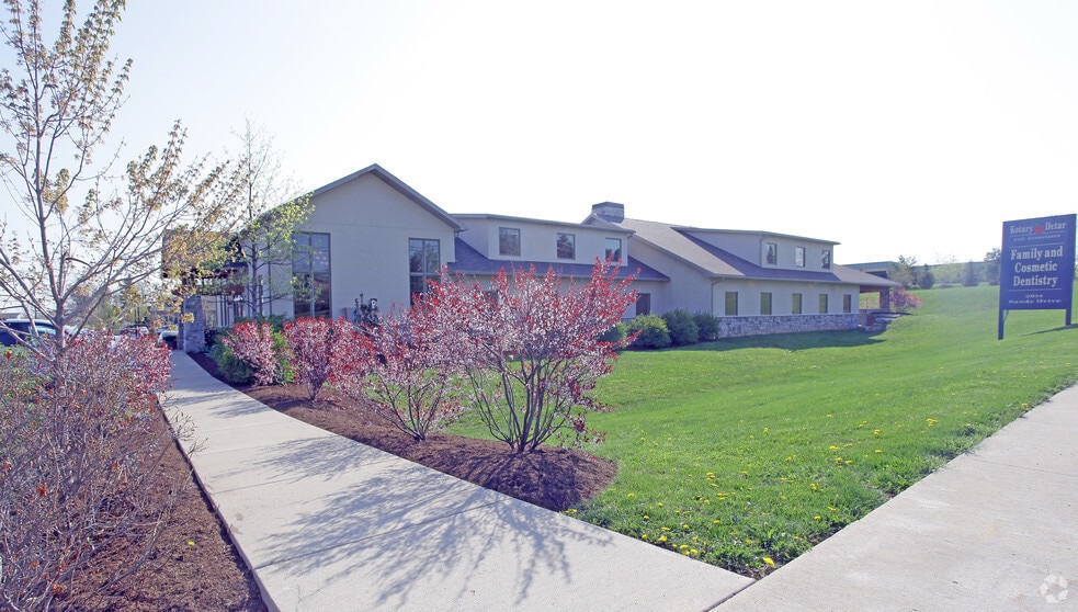 2014 Sandy Dr, State College, PA à vendre - Photo du bâtiment - Image 2 de 21