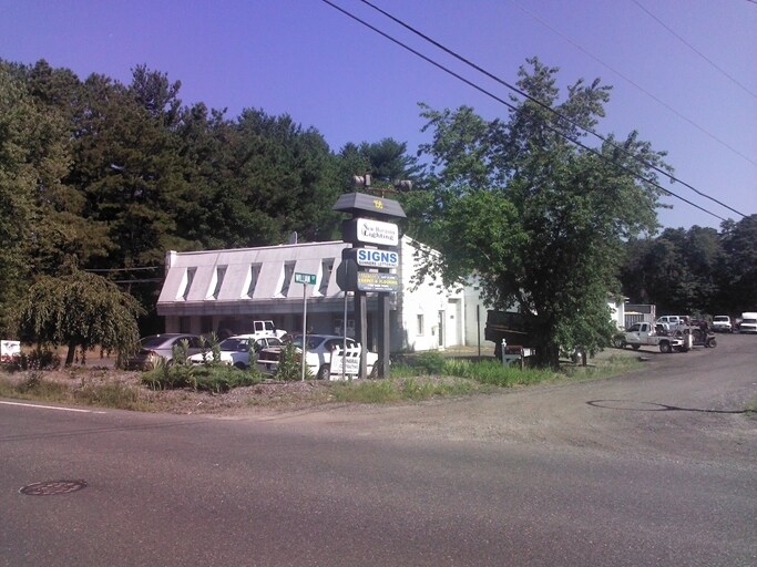 156 E Commodore Blvd, Jackson, NJ à louer - Photo du bâtiment - Image 2 de 4