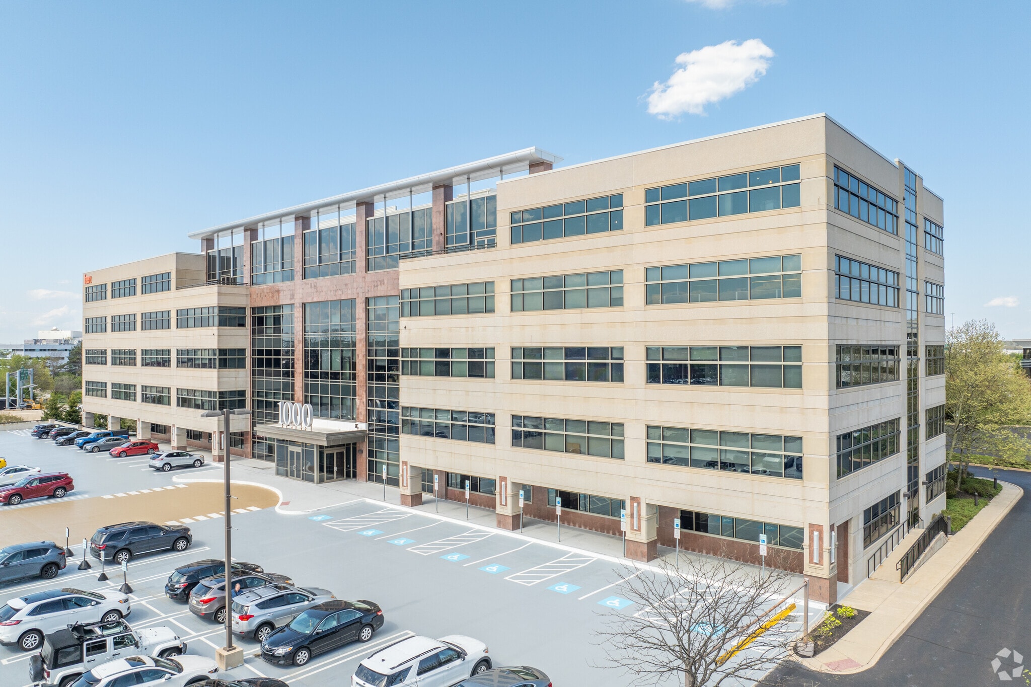 1000 Continental Dr, King Of Prussia, PA for lease Primary Photo- Image 1 of 16