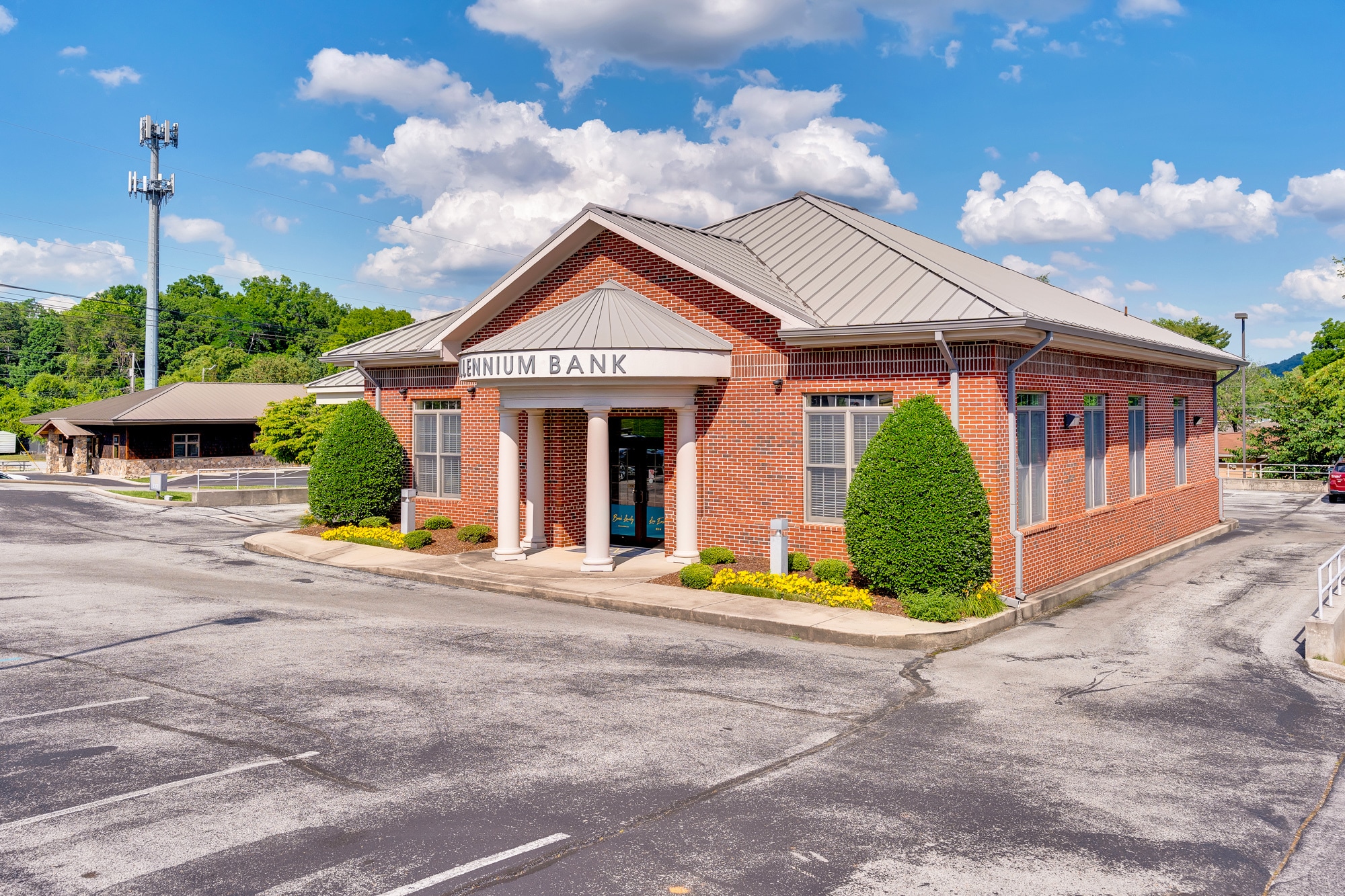 4712 Hixson Pike, Hixson, TN for sale Building Photo- Image 1 of 27