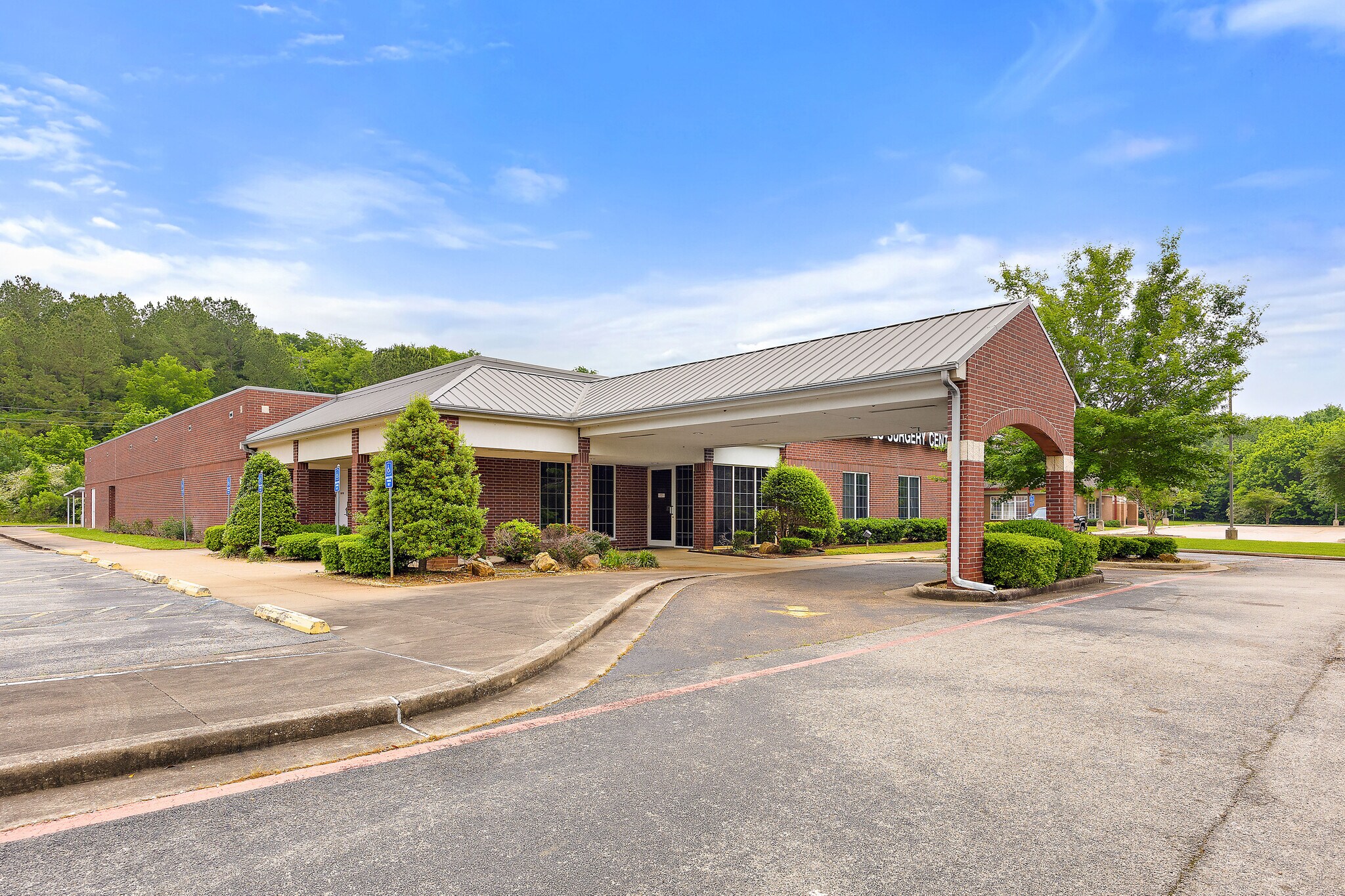 3610 N University Dr, Nacogdoches, TX à vendre Photo du bâtiment- Image 1 de 43